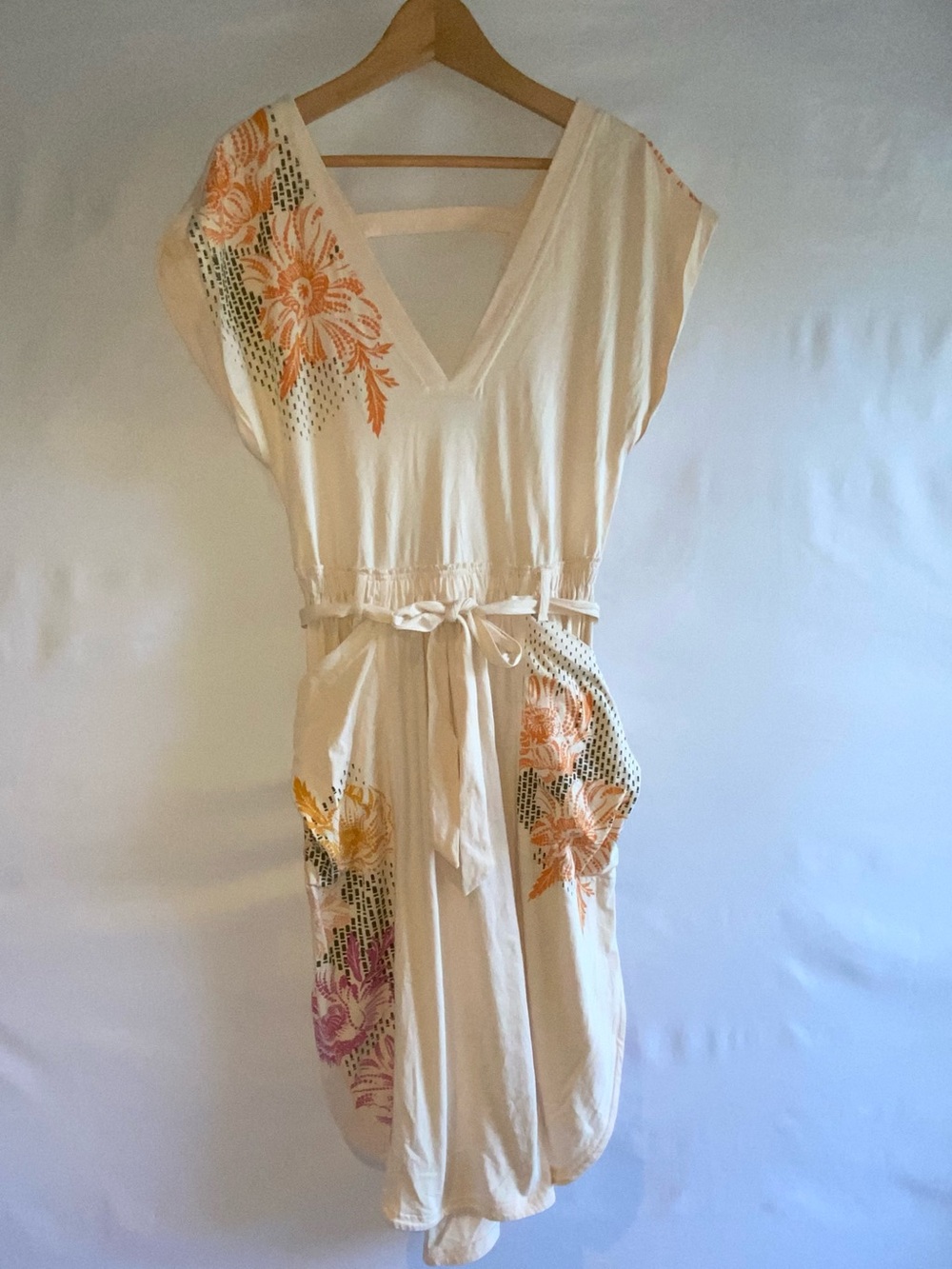 Daily Practice by Anthropologie Short-Sleeve V-Neck Midi Dress, size S - Picture 2 of 10